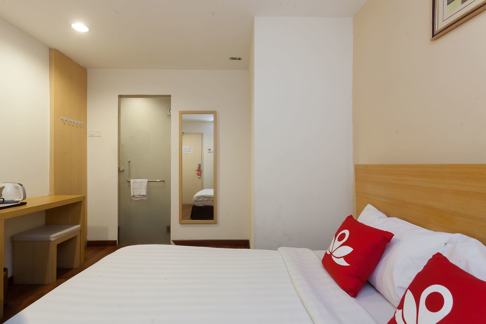 Zen Rooms Opposite Ymca Kuala Lumpur Extérieur photo