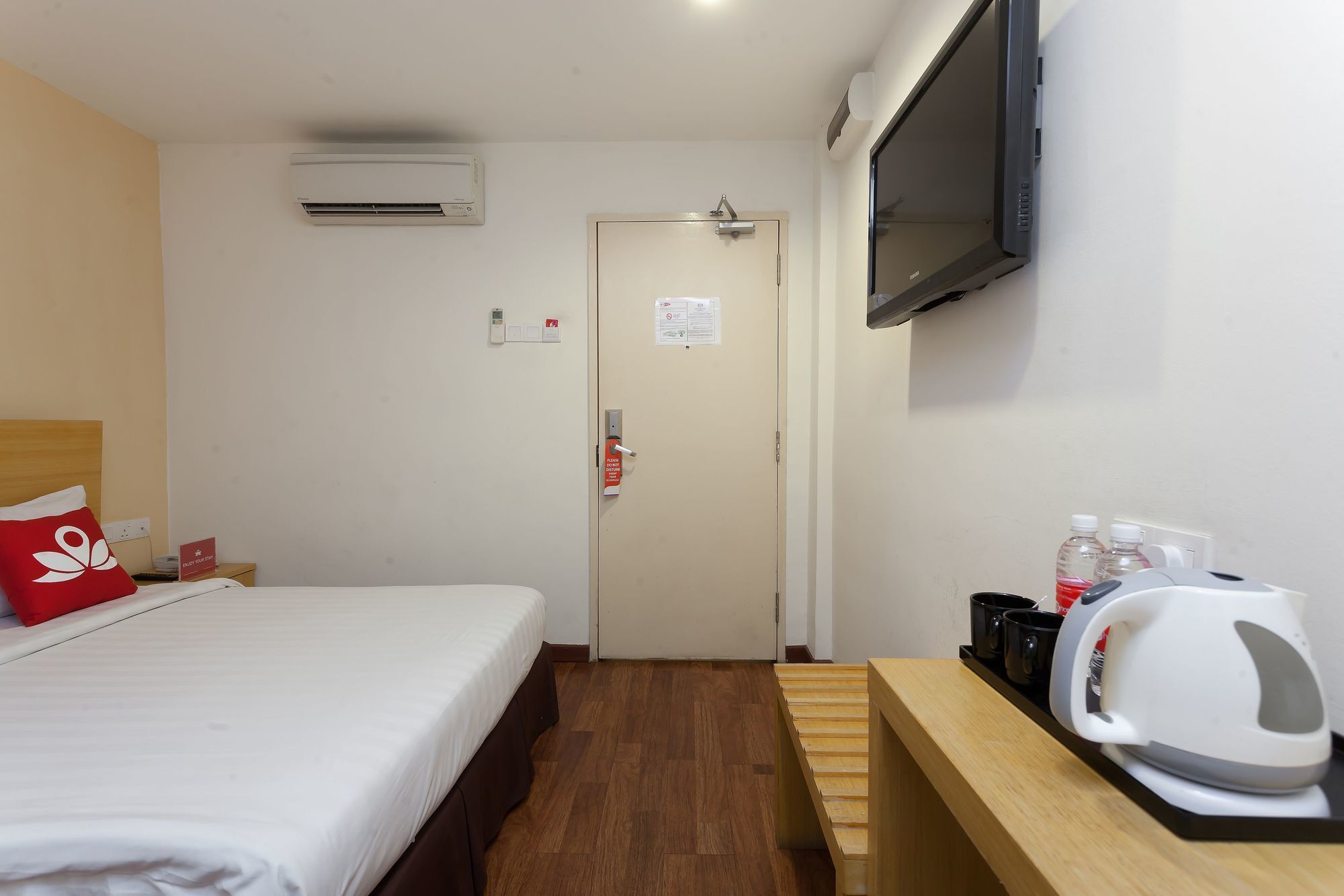 Zen Rooms Opposite Ymca Kuala Lumpur Extérieur photo